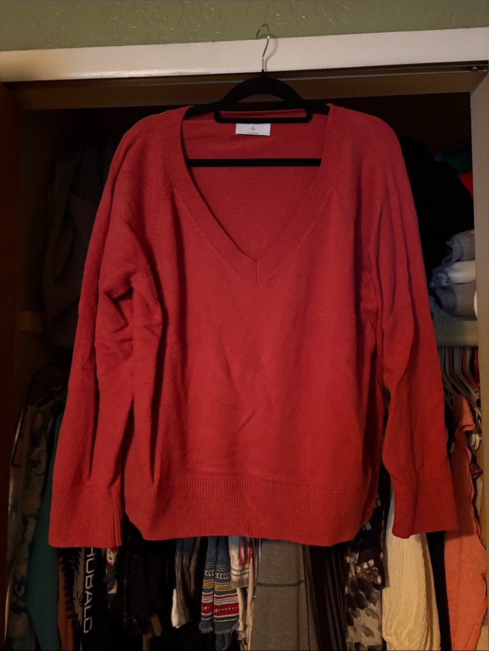 Women's V-Neck Pink Sweater - Classic Pullovery